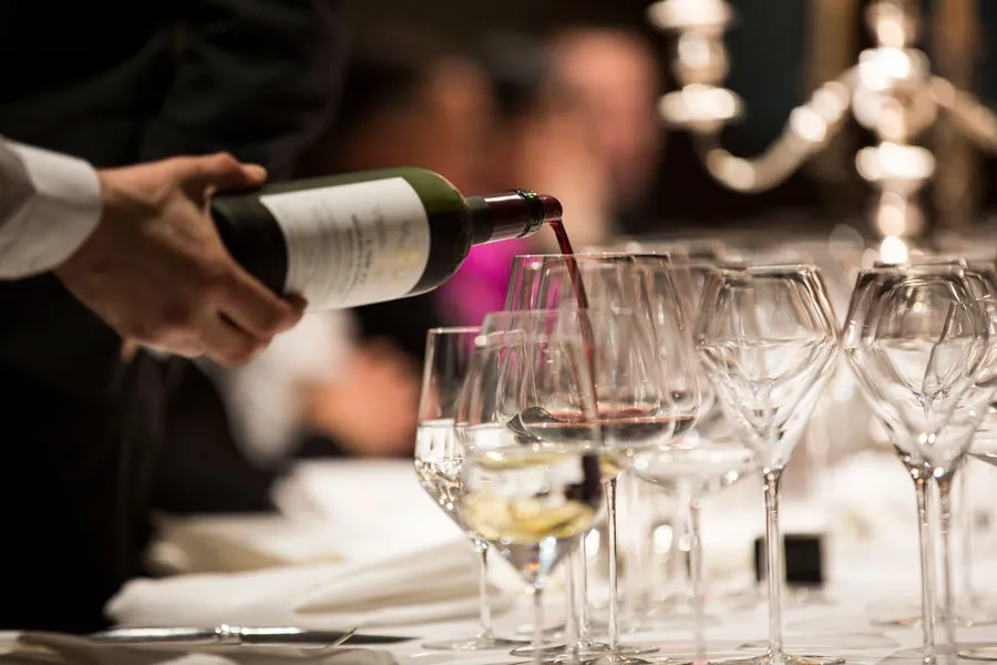Red-Wine-Pour-1